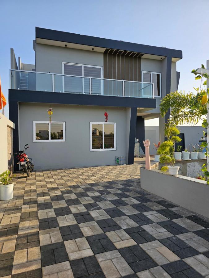 Shree Ambe Farmhouse Vila Ujjain Exterior foto