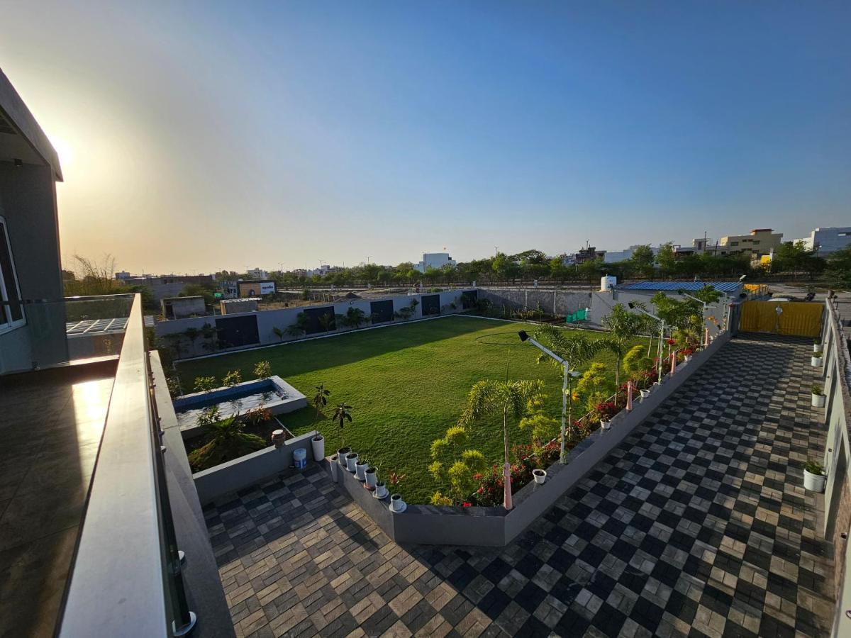 Shree Ambe Farmhouse Vila Ujjain Exterior foto